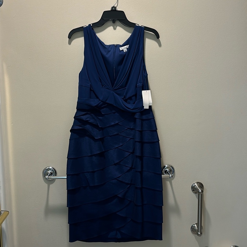 Women Dress. NWT
